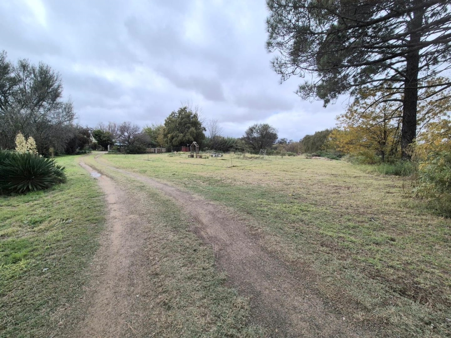 5 Bedroom Property for Sale in Roodewal Free State